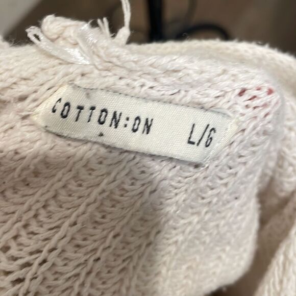 Cotton on cream lace up back sweater size L - Picture 8 of 9